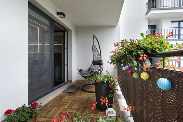 Balcony Building