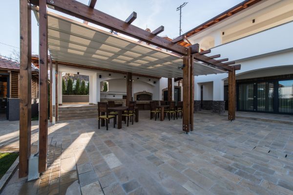Backyard Pergola Installation