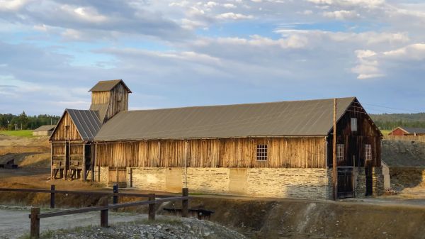 Barn Door Replacement