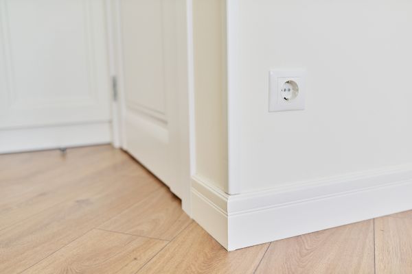 Arched Molding Installation