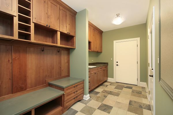 Mud Room Cabinet Installation - Mud Room Cabinet Installation Syracuse, Indiana