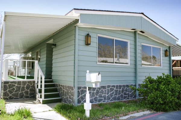 Home Skirting Installation