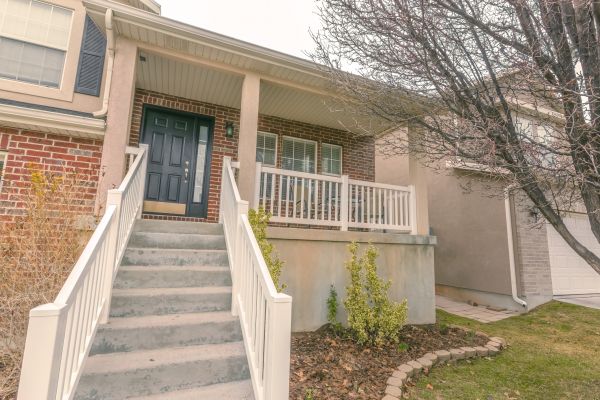Balcony Railing Installation