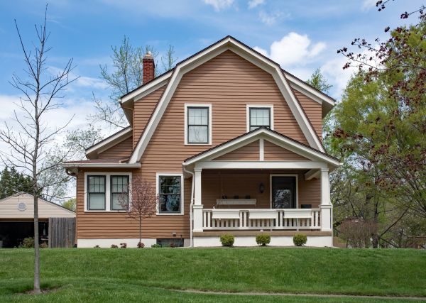 Gambrel Roof Installation